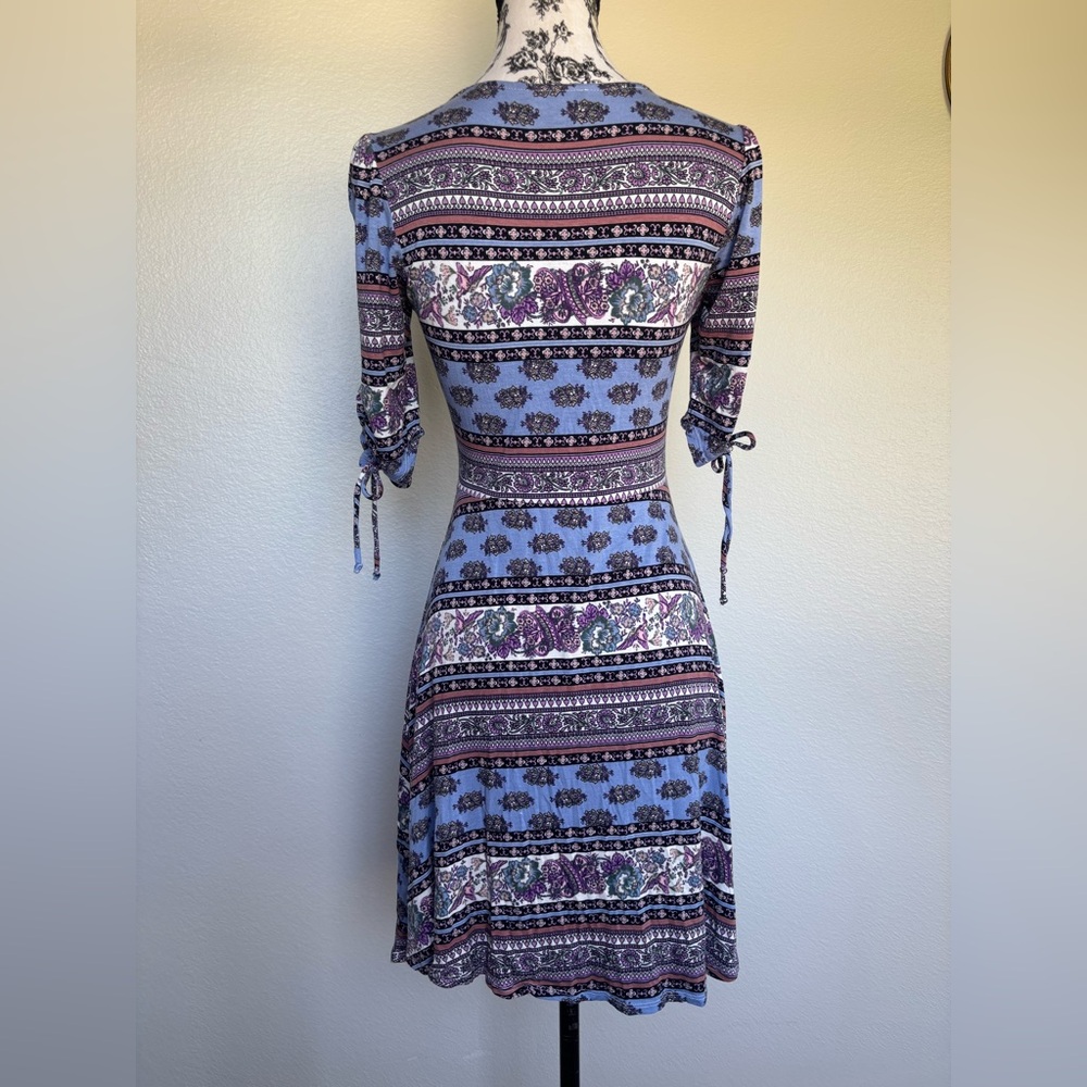 As U Wish Blue and Purple Patterned V-Neck Midi Dress - Picture 7 of 12